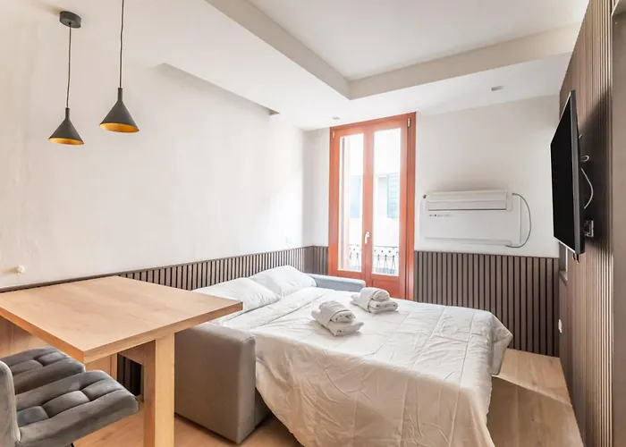 Guesthost - Flat 3 *