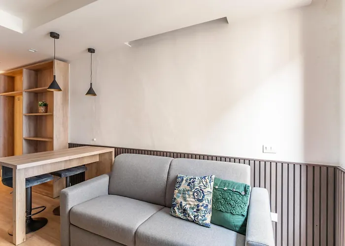 Guesthost - Flat 3 Apartman *