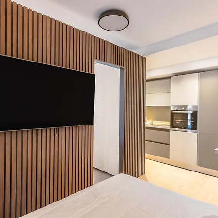 Guesthost - Flat 3 Apartmán *