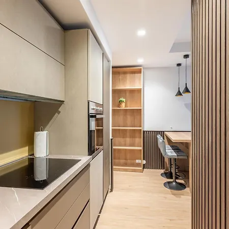 Guesthost - Flat 3 *